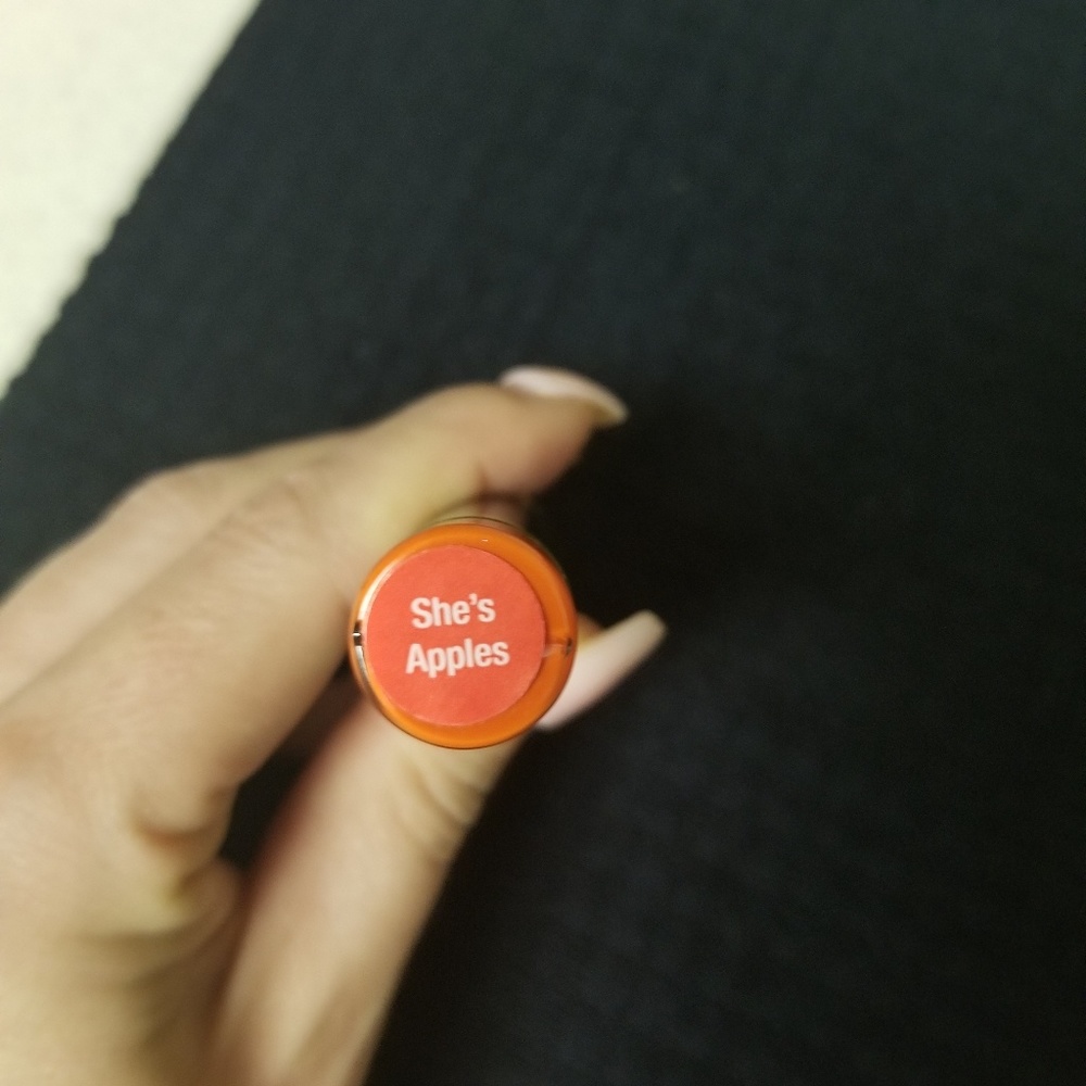 Lipsense in She's Apples